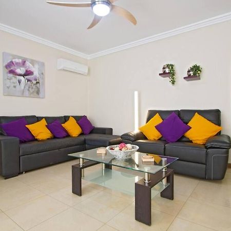 Riviera Park 2B, Central 2 Bed Puerto del Carmen  Luaran gambar