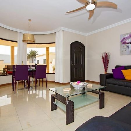 Riviera Park 2B, Central 2 Bed Puerto del Carmen  Luaran gambar