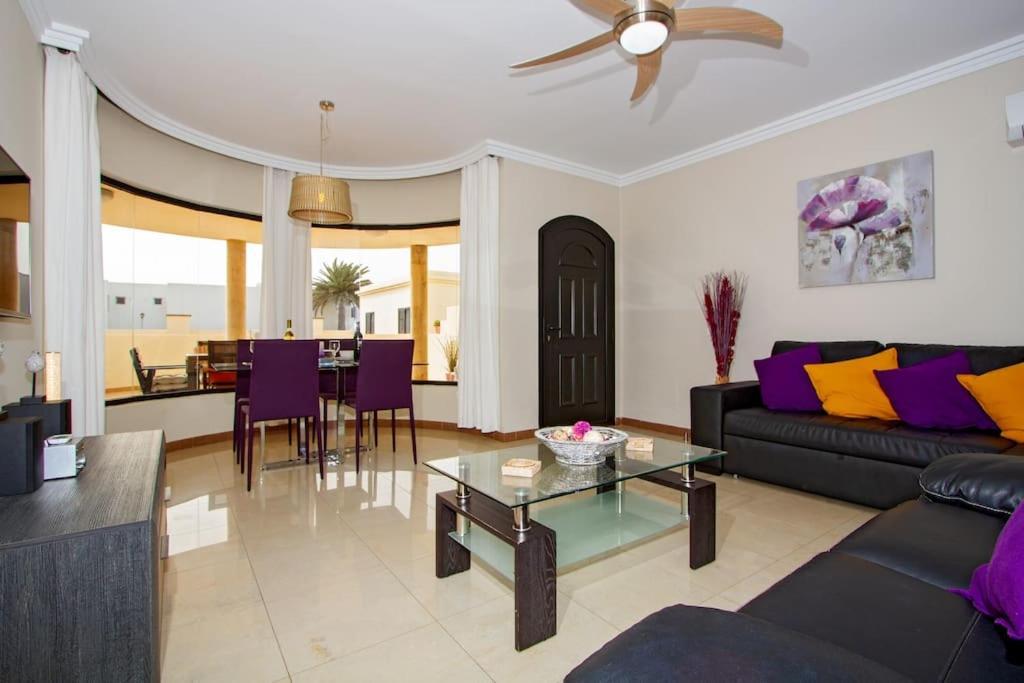 Riviera Park 2B, Central 2 Bed Puerto del Carmen  Luaran gambar